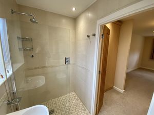 En-Suite- click for photo gallery